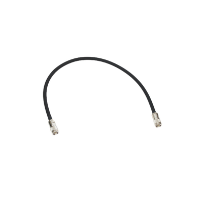 Cable de interconexión entre preselector y multiacoplador de longitud dependiente de las frecuencias.