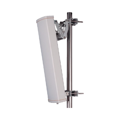 Antena sectorial para 2G, 3G, 4G y 5G de telefonía celular / 15 dBi / Multi Banda / Rango de Frecuencia (698-960 / 1710-2700 MHz).