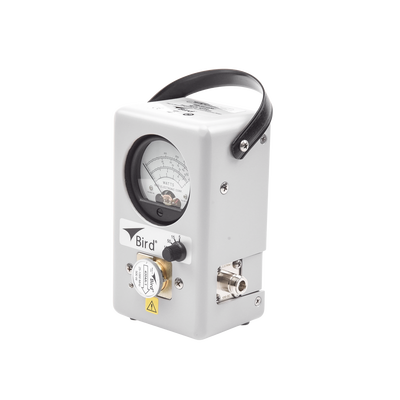 Wattmetro Direccional Thrueline de Banda Ancha con Elemento Fijo de 25-1000 MHz, 5-500 Watt .